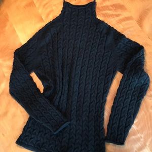 Cotton cable knit sweater